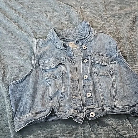 LOT of 2 Torrid sleeveless denim vest - Picture 2 of 5